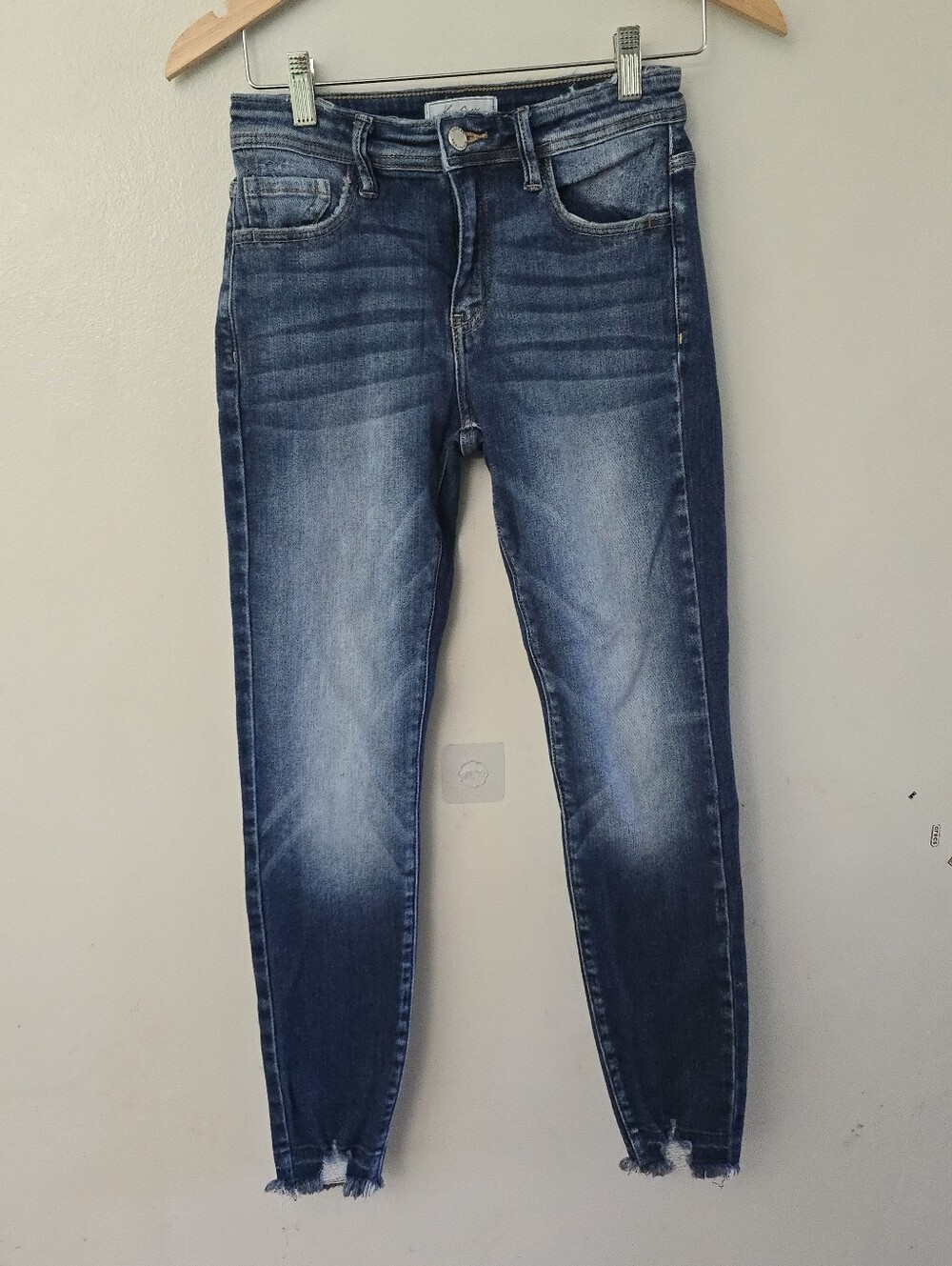KanCan Signature Women 26 Mid-Rise Ankle Skinny Jeans Medium Wash Blue Stretch